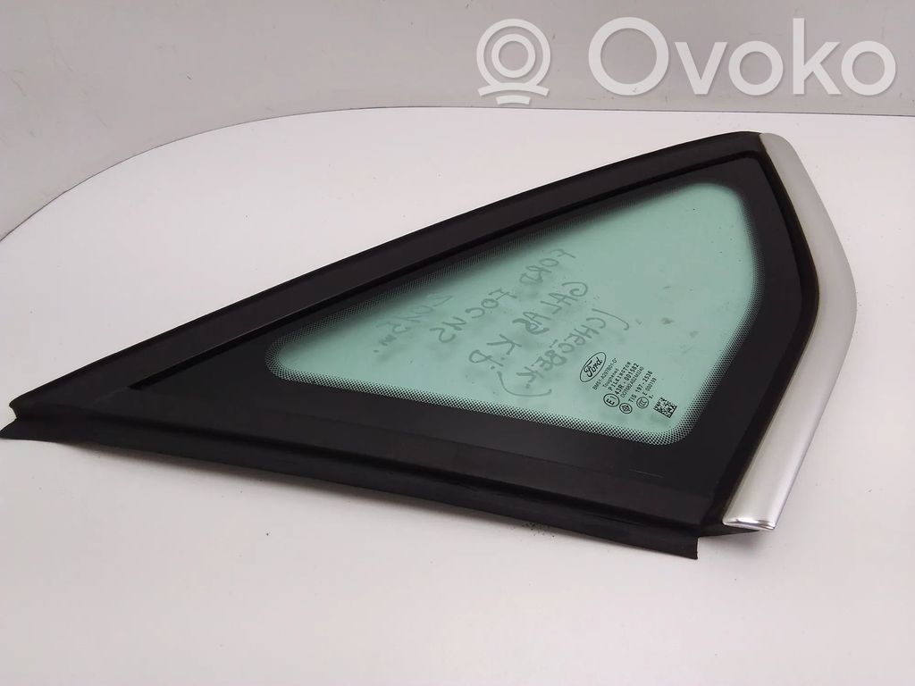 Ford Focus Rear side window 
