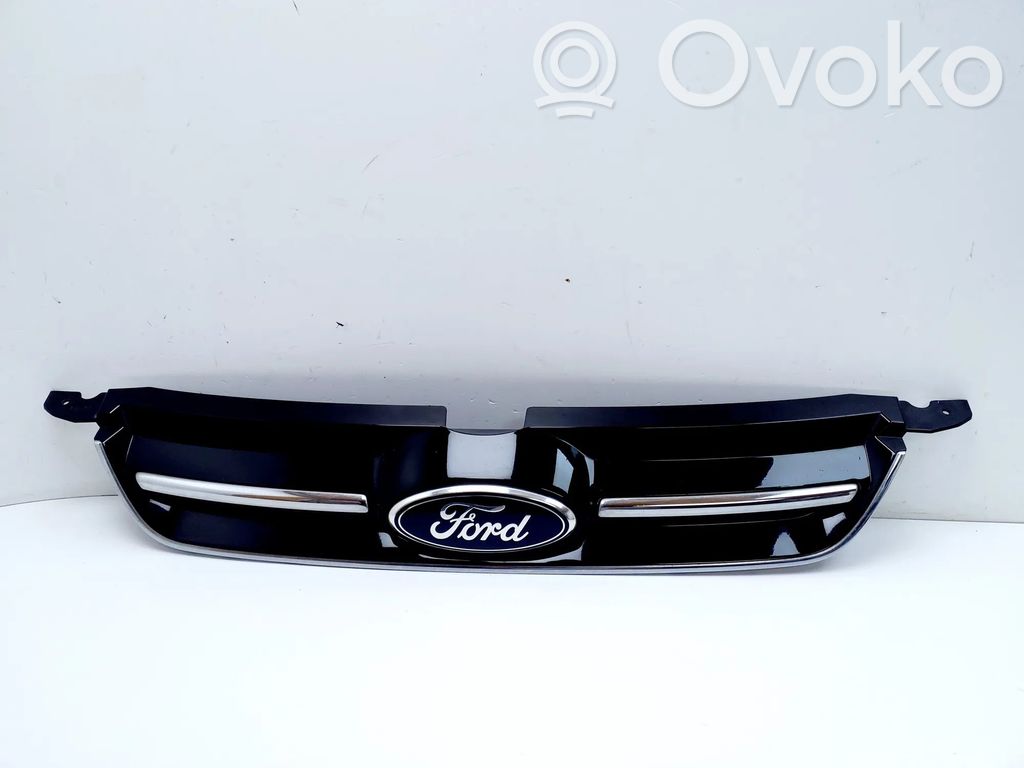 Ford C-MAX II Maskownica / Grill / Atrapa górna chłodnicy 