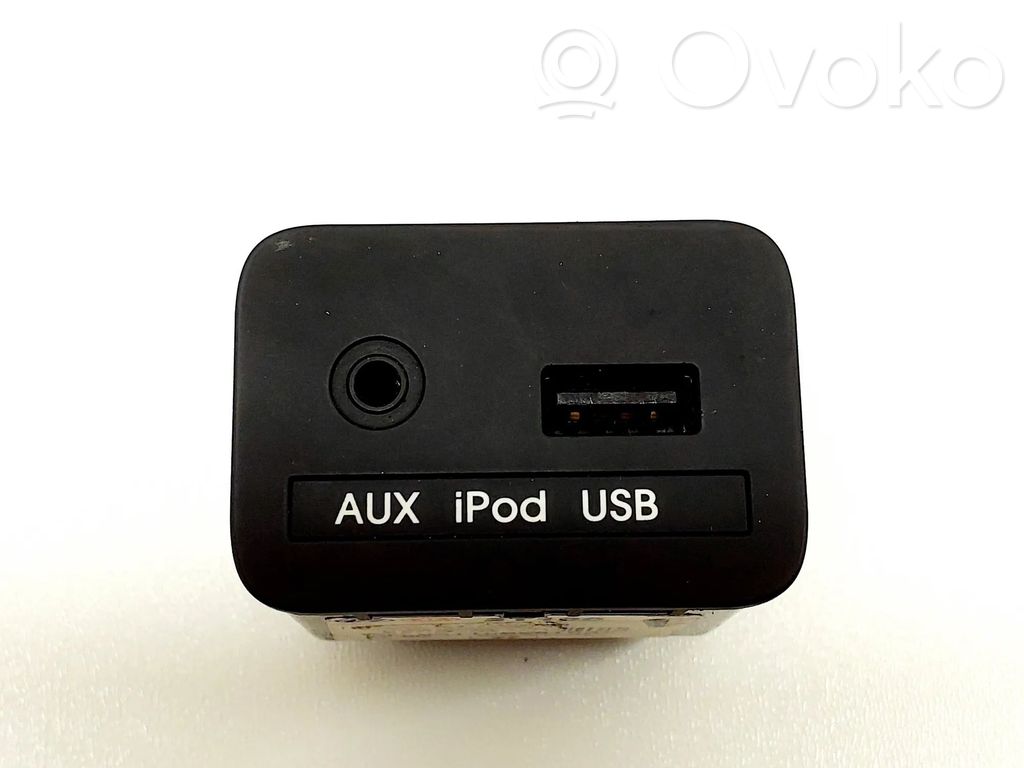 KIA Optima AUX-Anschluss 