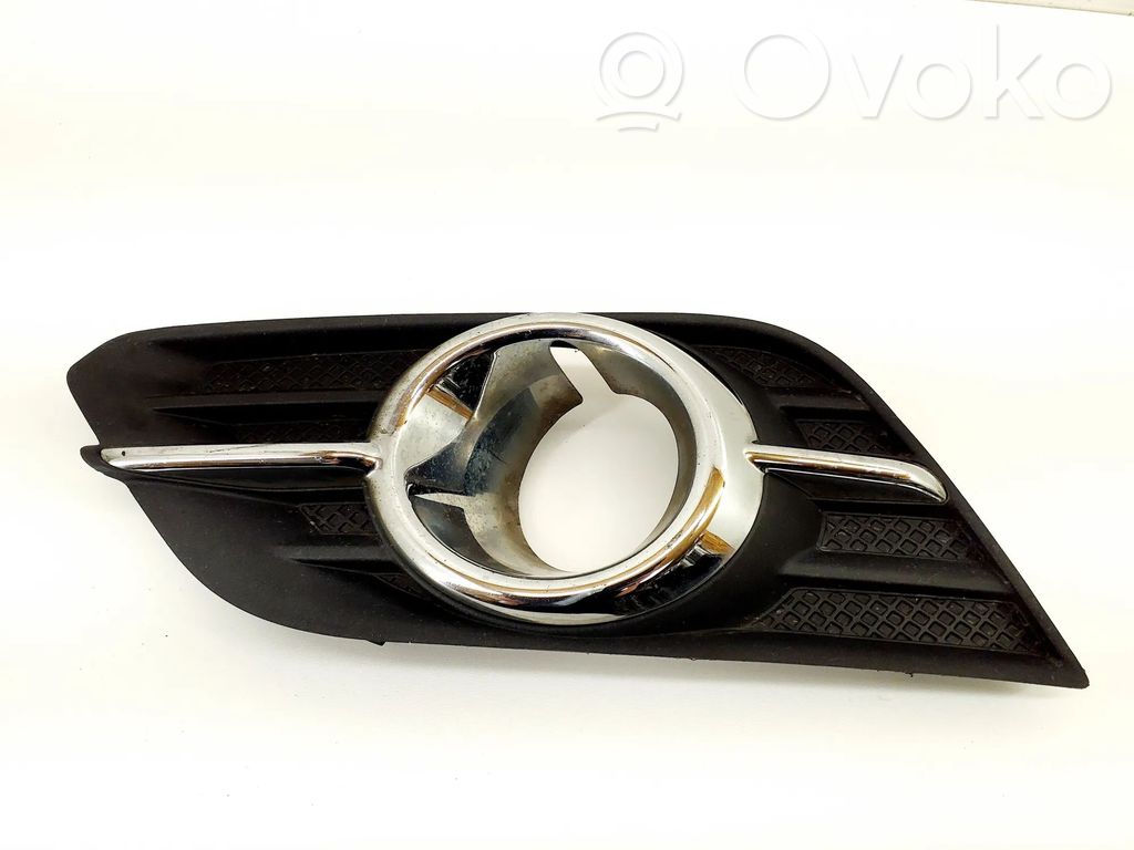 Opel Mokka Front grill 
