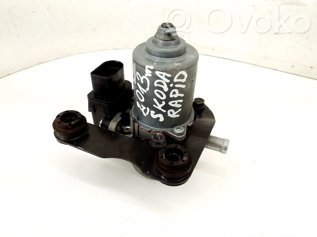 Skoda Rapid (NH) Pompe à vide 