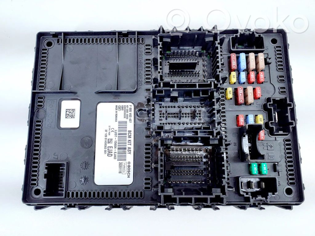 Ford Fiesta Ramka / Moduł bezpieczników 