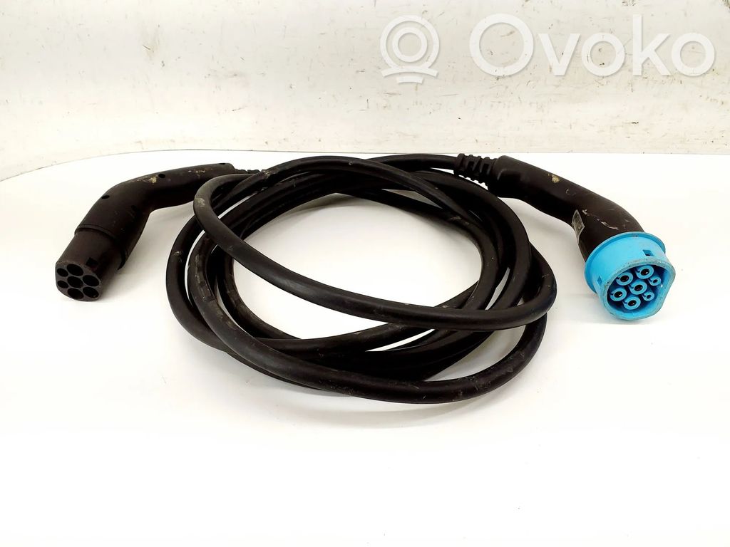 Renault Zoe Electric car charging cable 