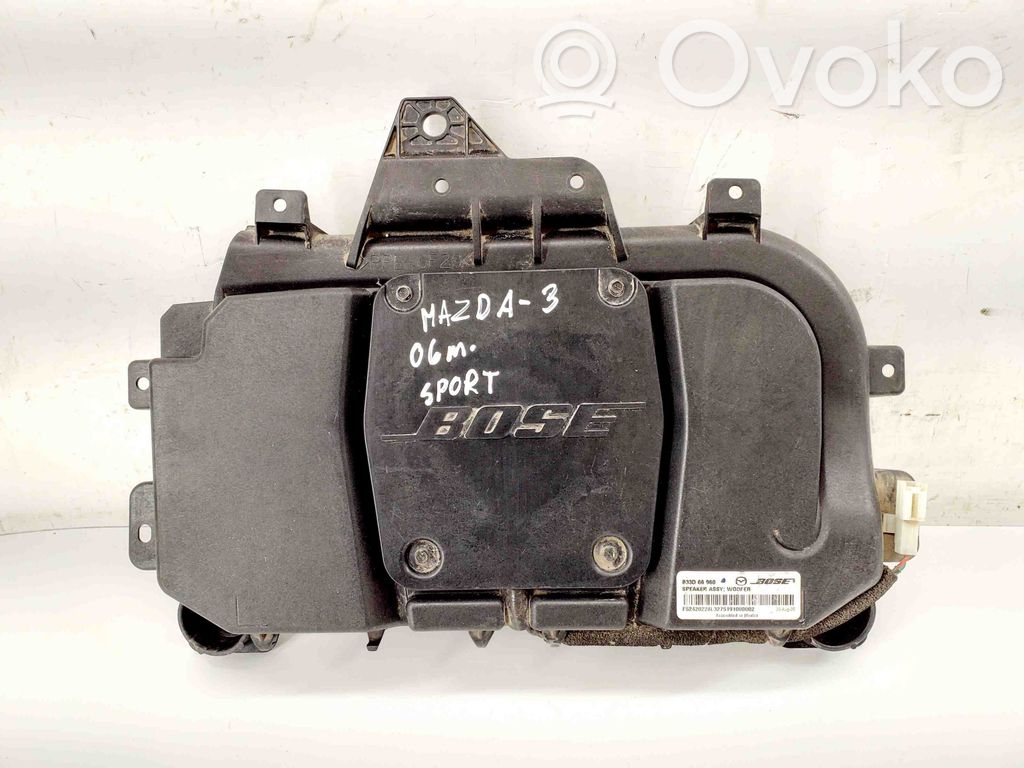 Mazda 3 I Altavoz subwoofer 