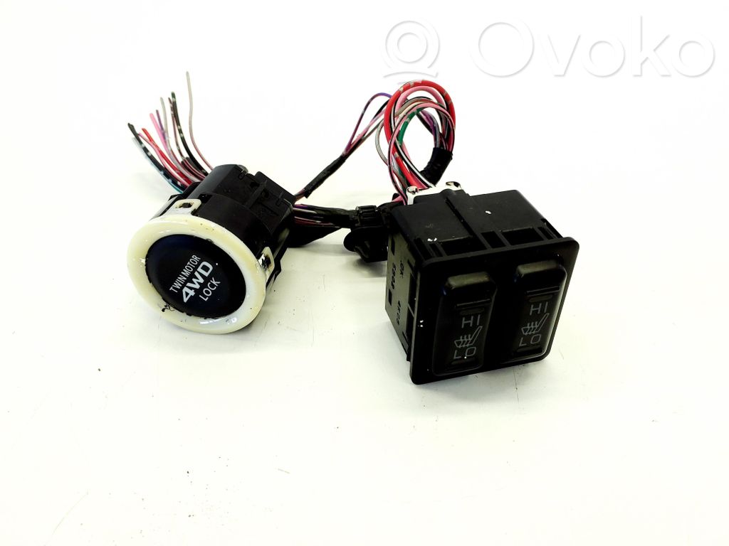 Mitsubishi Outlander Seat heating switch 