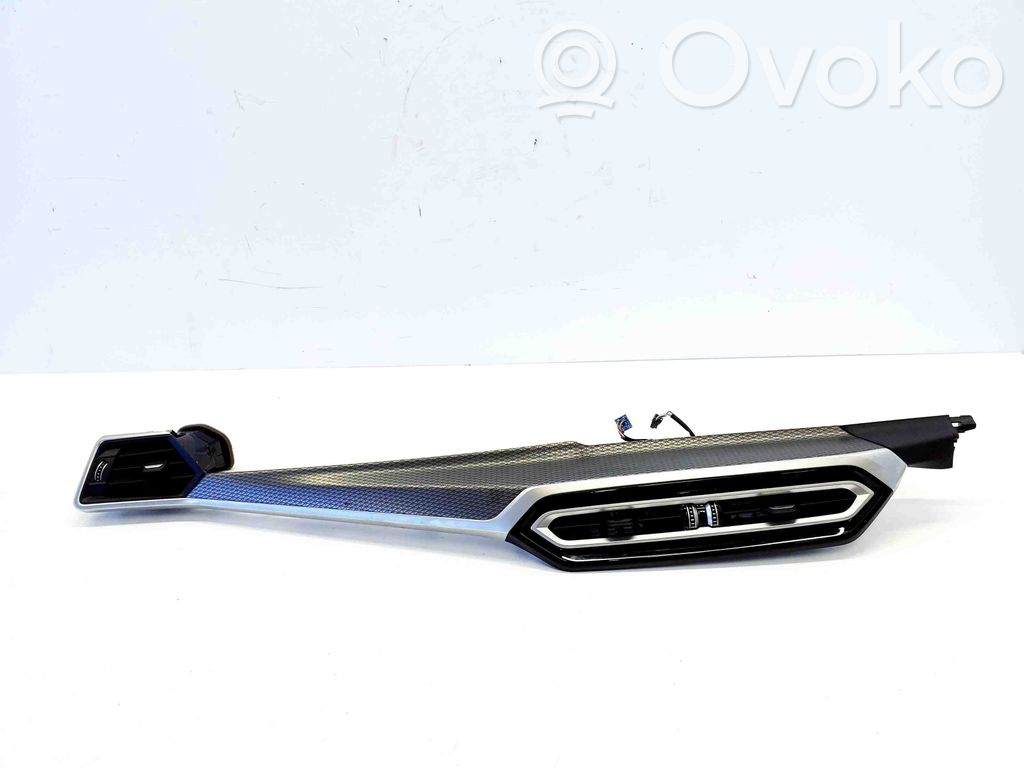 BMW i4 Lango oro grotelės 
