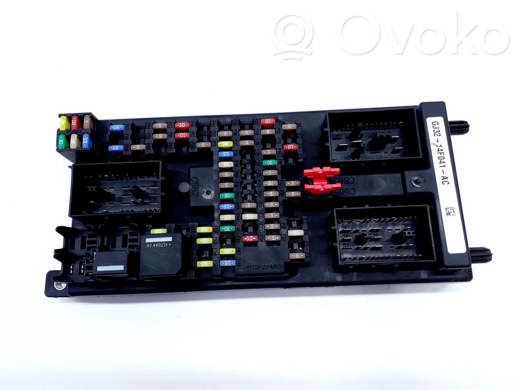 Land Rover Range Rover Evoque L538 Fuse module 