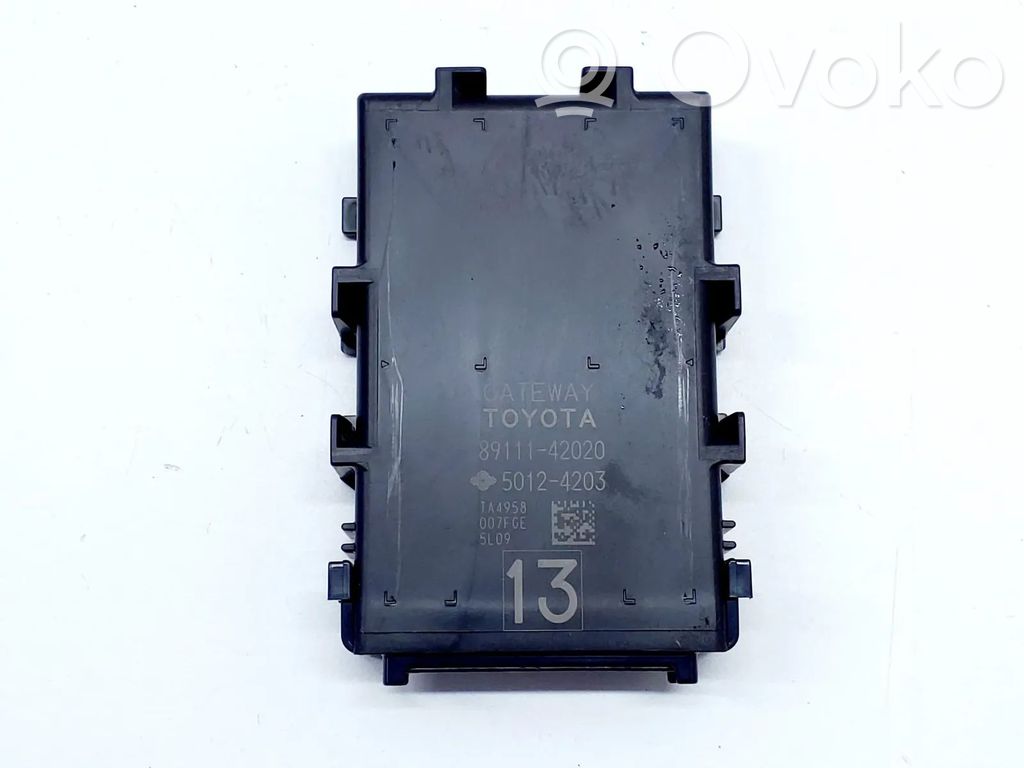 Toyota RAV 4 (XA40) Módulo de control Gateway 