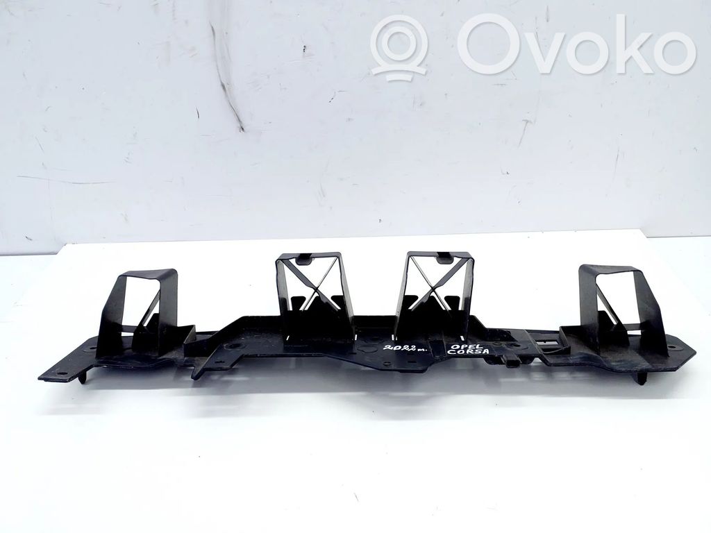 Opel Corsa F Uchwyt / Mocowanie zderzaka tylnego 