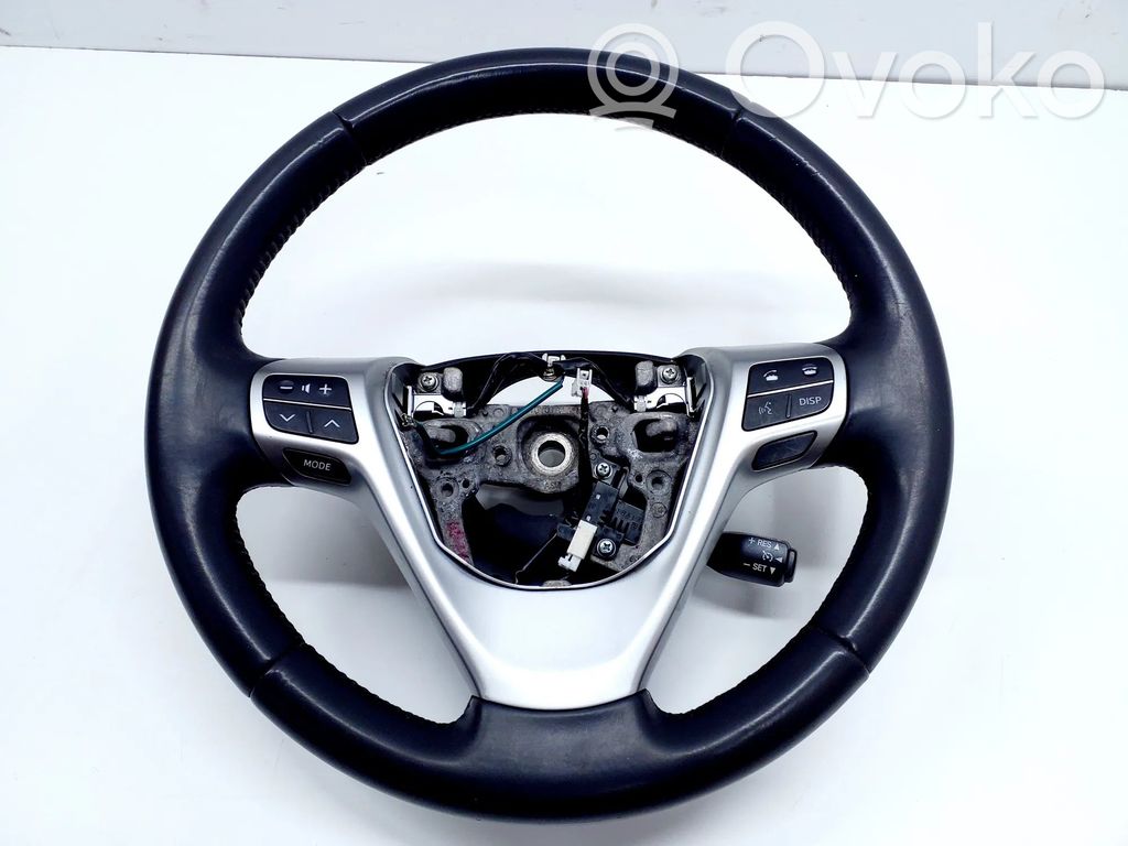 Toyota Verso-S Ohjauspyörä 