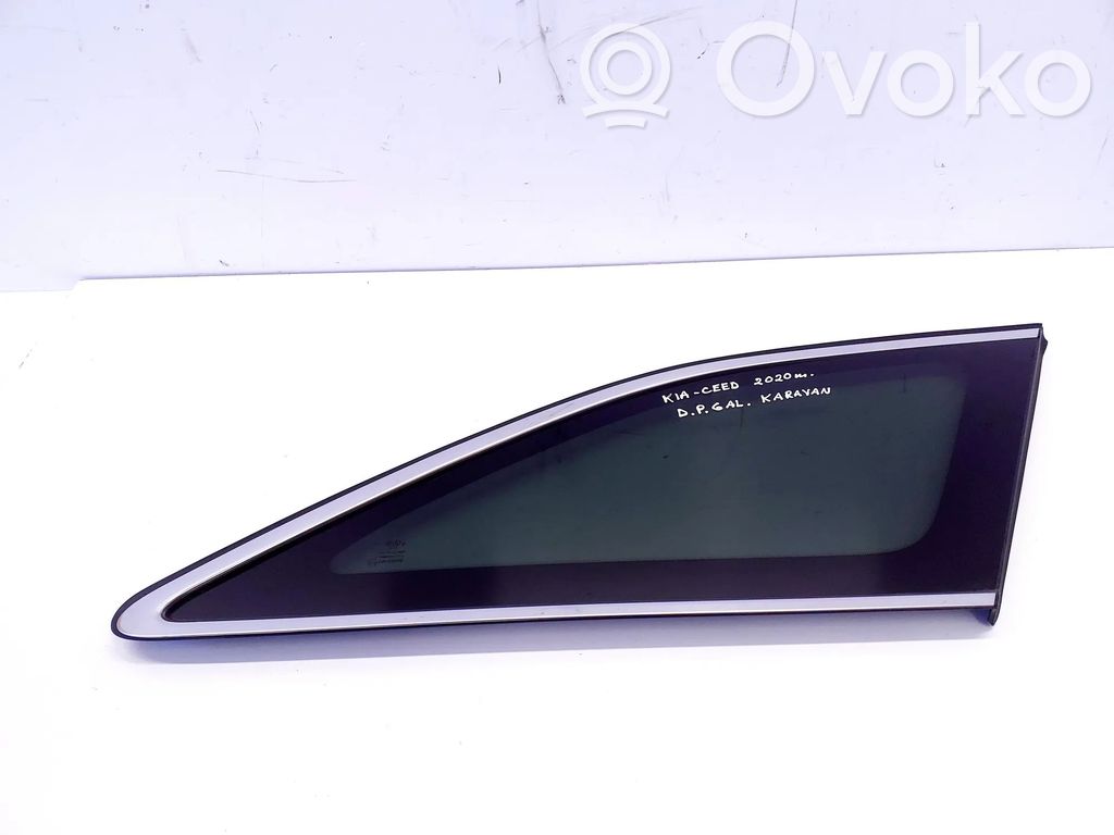 KIA Ceed Vidrio lateral trasero 