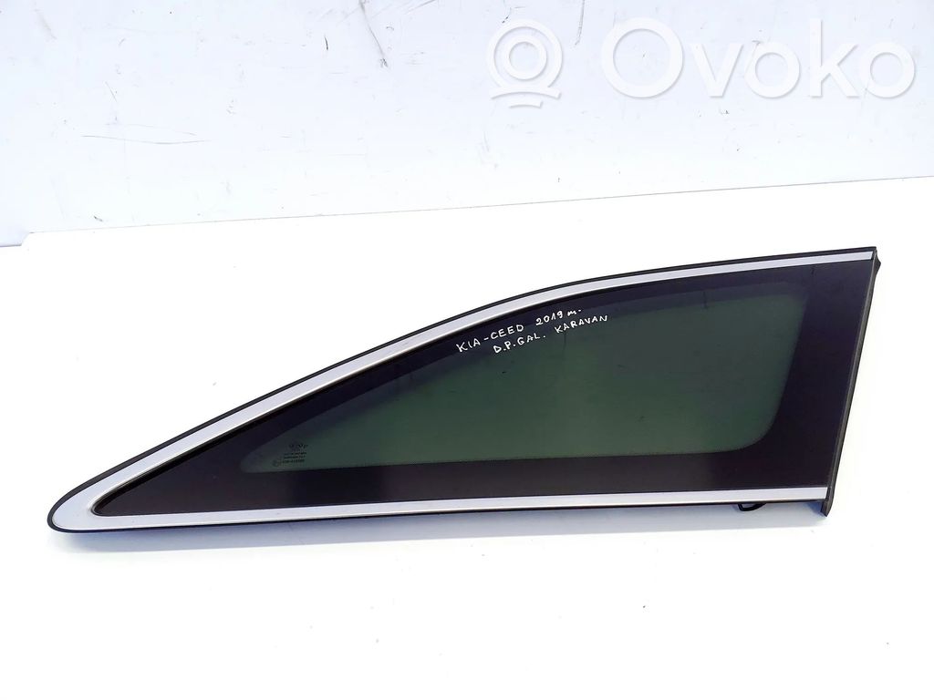 KIA Ceed Vidrio lateral trasero 