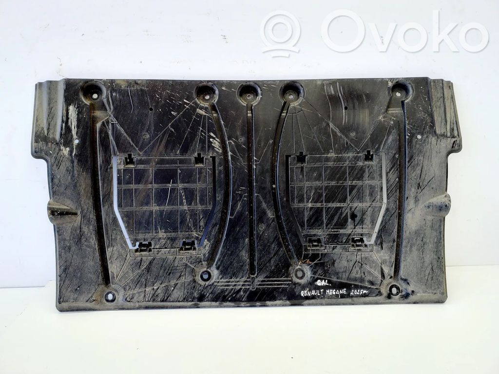 Renault Megane E-Tech Center/middle under tray cover 