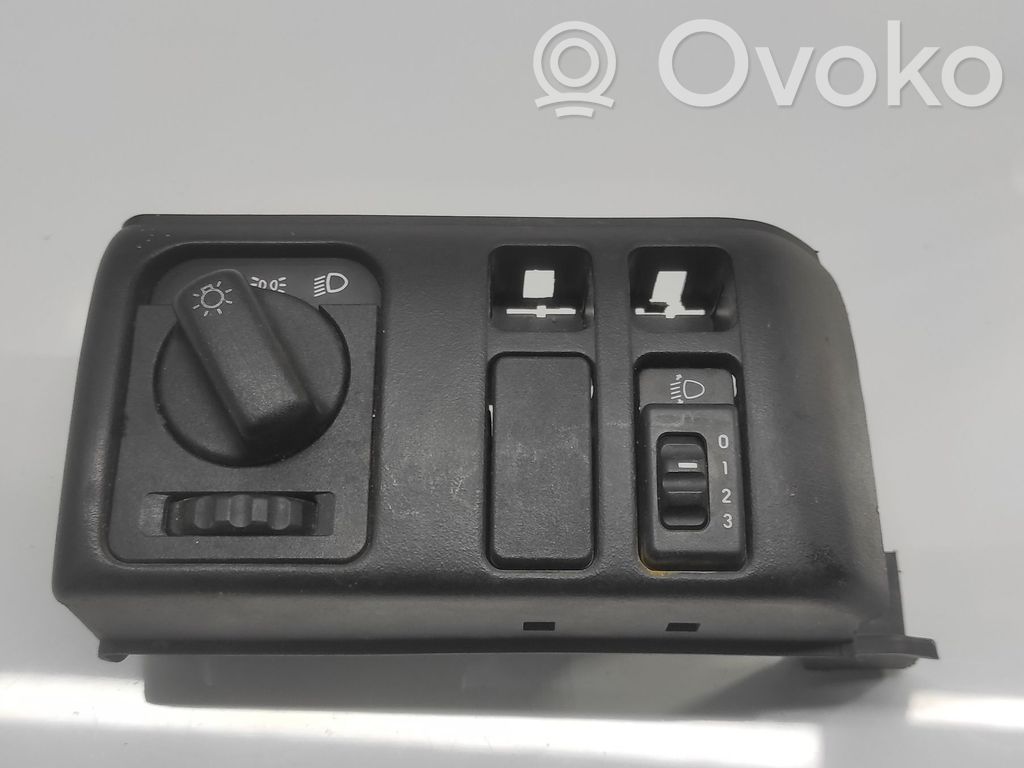 Light switch   90269733,1310327
