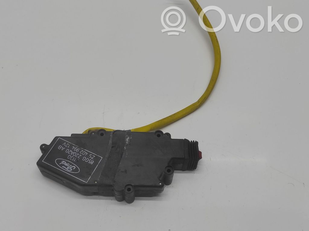 Ford Scorpio Front door lock 