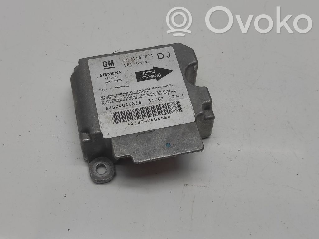 Opel Vectra B Airbag control unit/module 