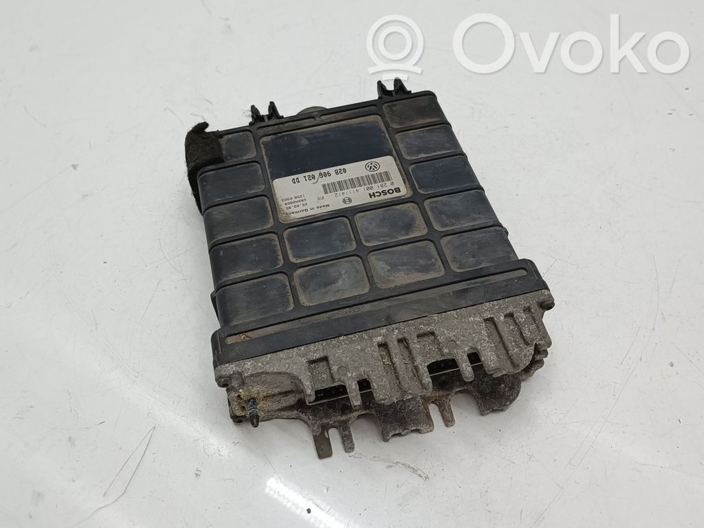 Volkswagen PASSAT B4 Engine control unit/module 