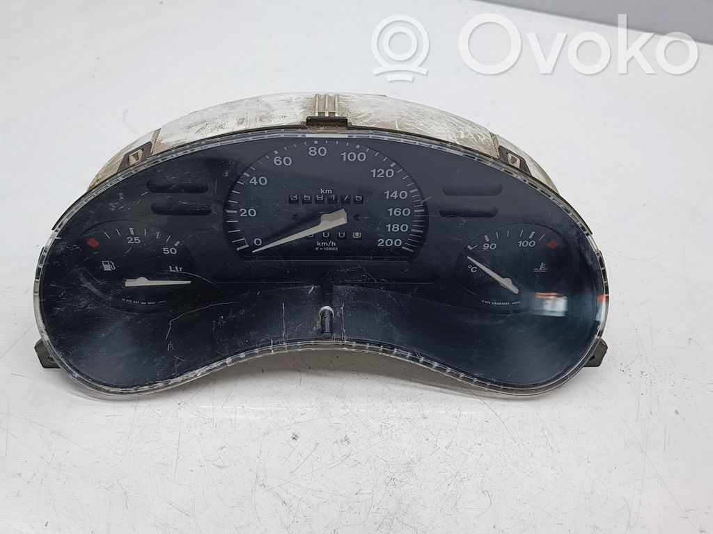 Opel Corsa B Speedometer (instrument cluster) 
