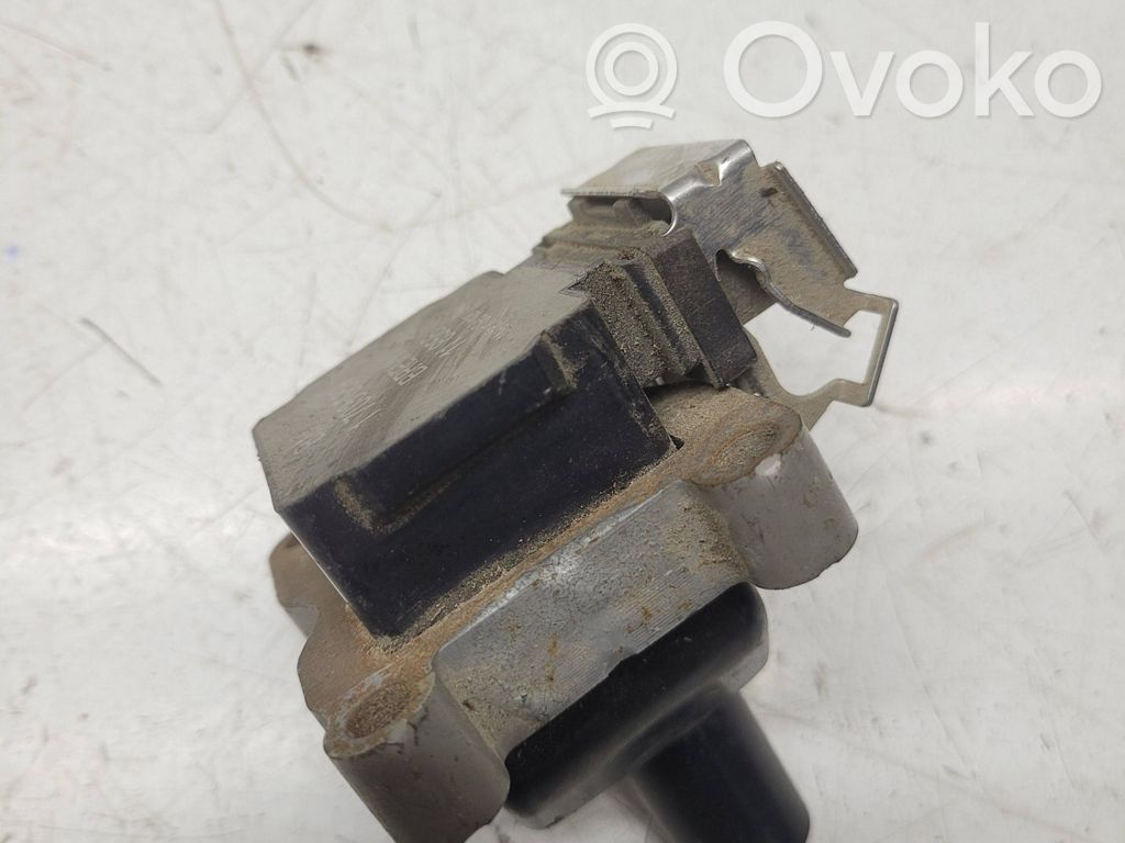 BMW 5 E34 High voltage ignition coil 