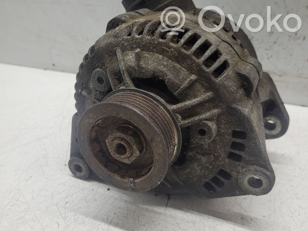 Audi A6 S6 C4 4A Generatorius 