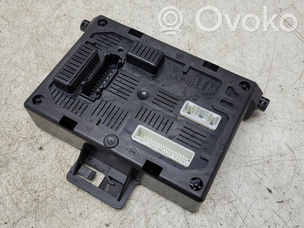 Renault Modus Komforta modulis 