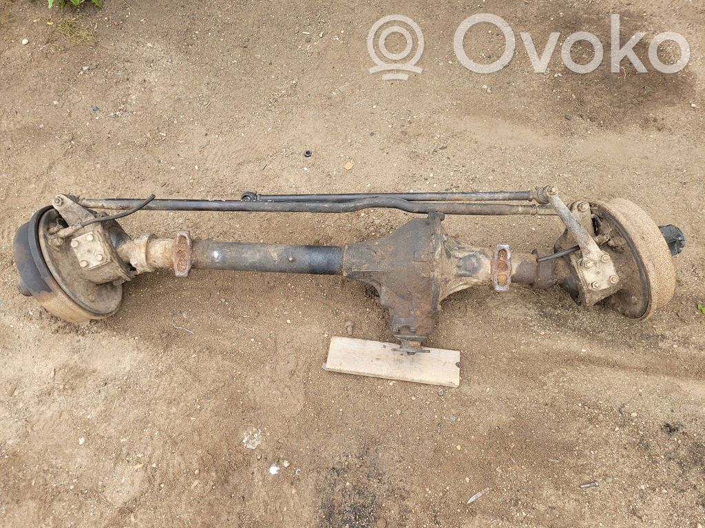 UAZ 31512 Assale anteriore 