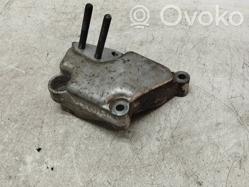 Volvo S40, V40 Engine mounting bracket 