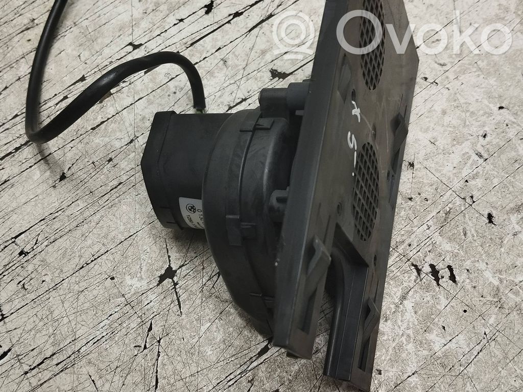 Engine control unit/module fan   0130002831,129017451829