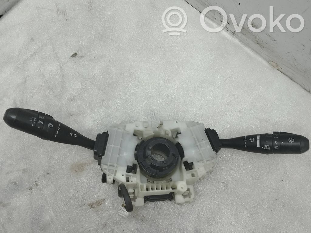 Mitsubishi Colt Wiper turn signal indicator stalk/switch 
