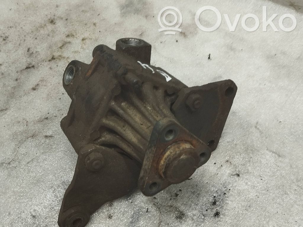 Audi 80 90 S2 B4 Power steering pump 