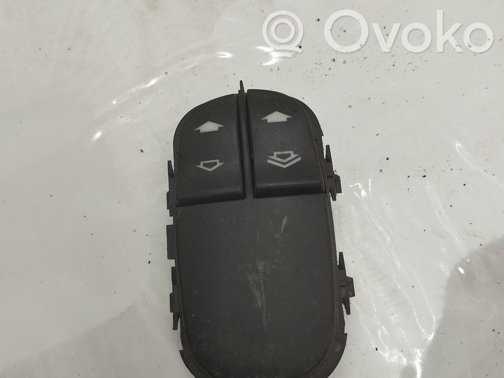 Ford Focus Electric window control switch 