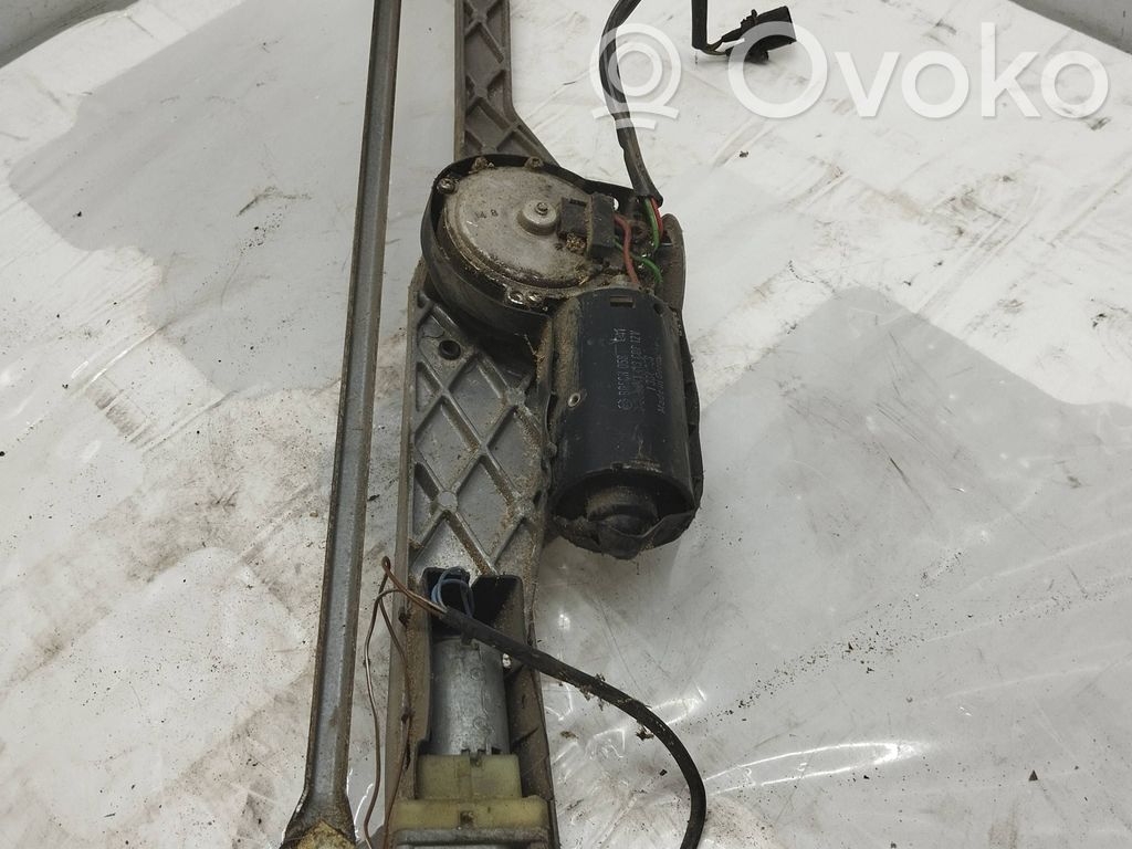 BMW 7 E32 Front wiper linkage and motor 