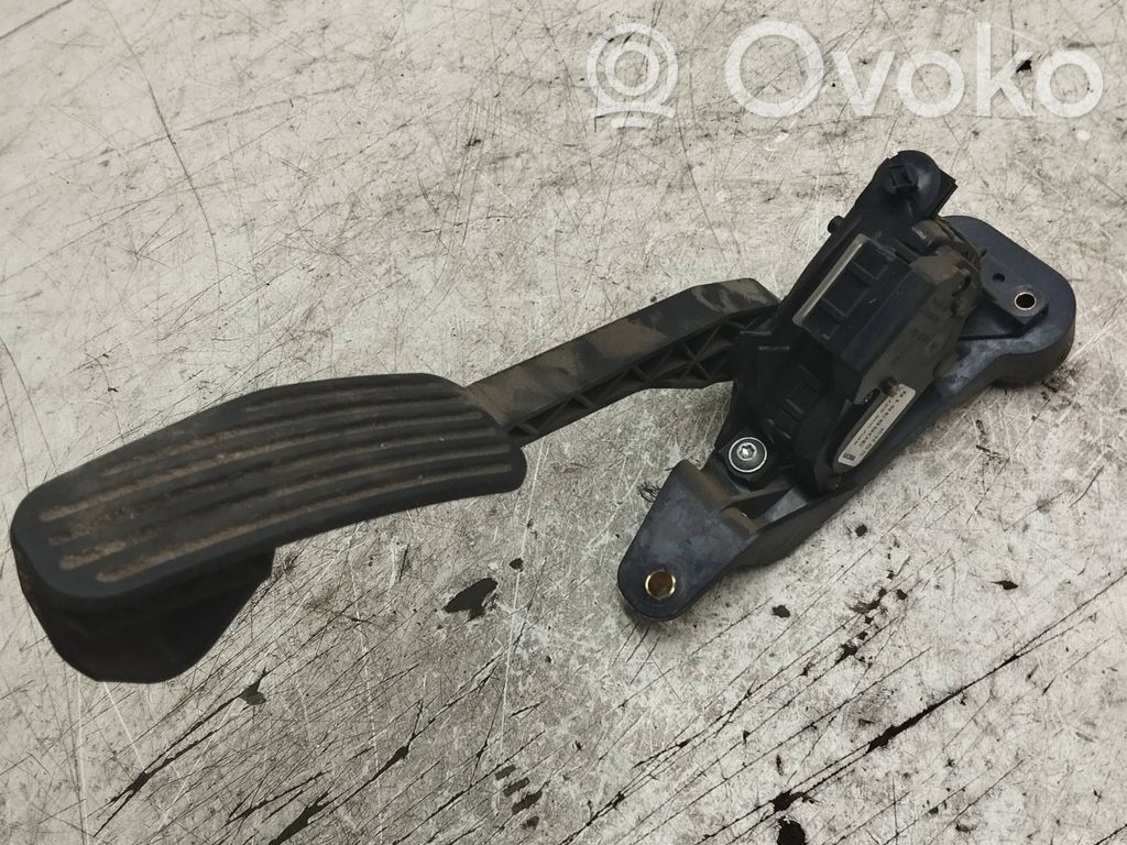 Volvo XC90 Accelerator throttle pedal 