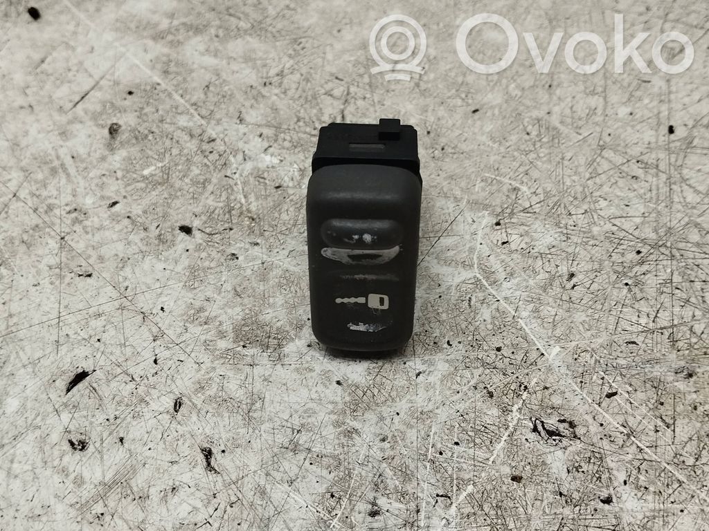 Volvo S40, V40 Central locking switch button 