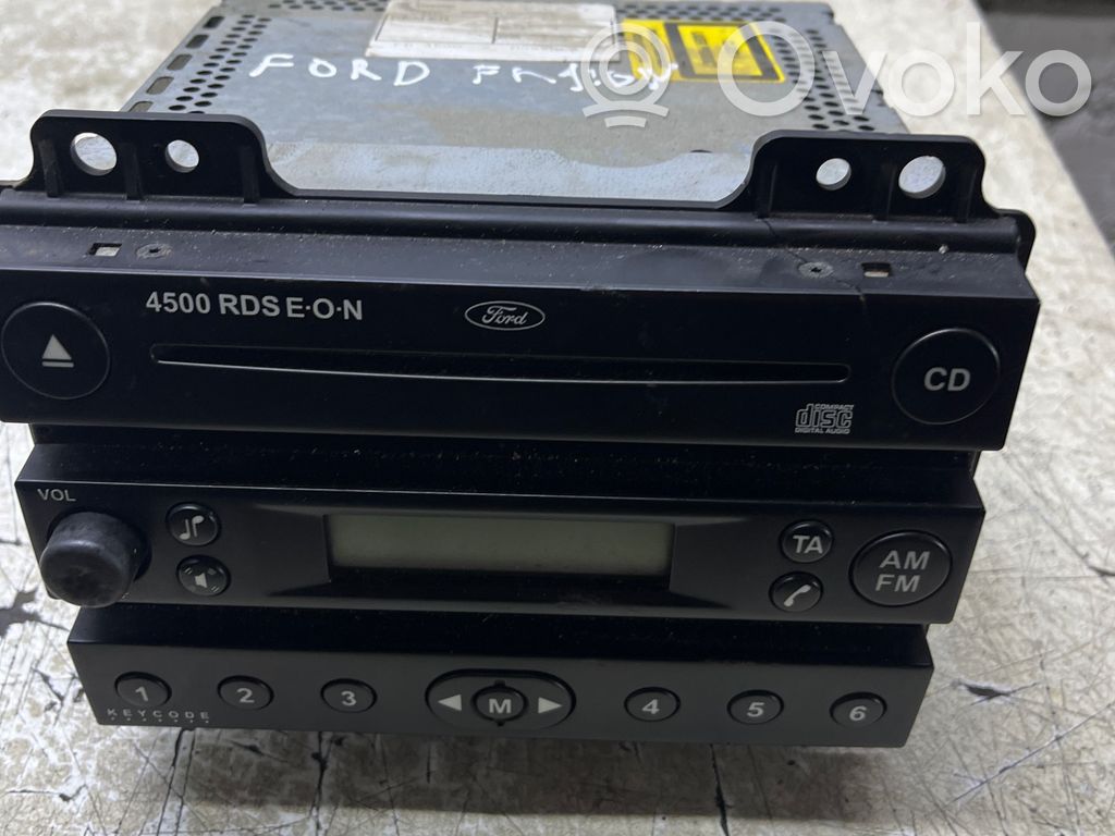 Ford Fusion Panel / Radioodtwarzacz CD/DVD/GPS 
