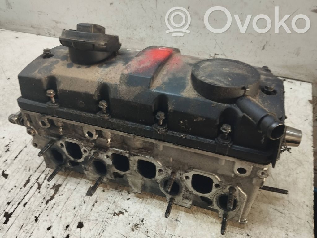 Volkswagen PASSAT B5 Engine head 