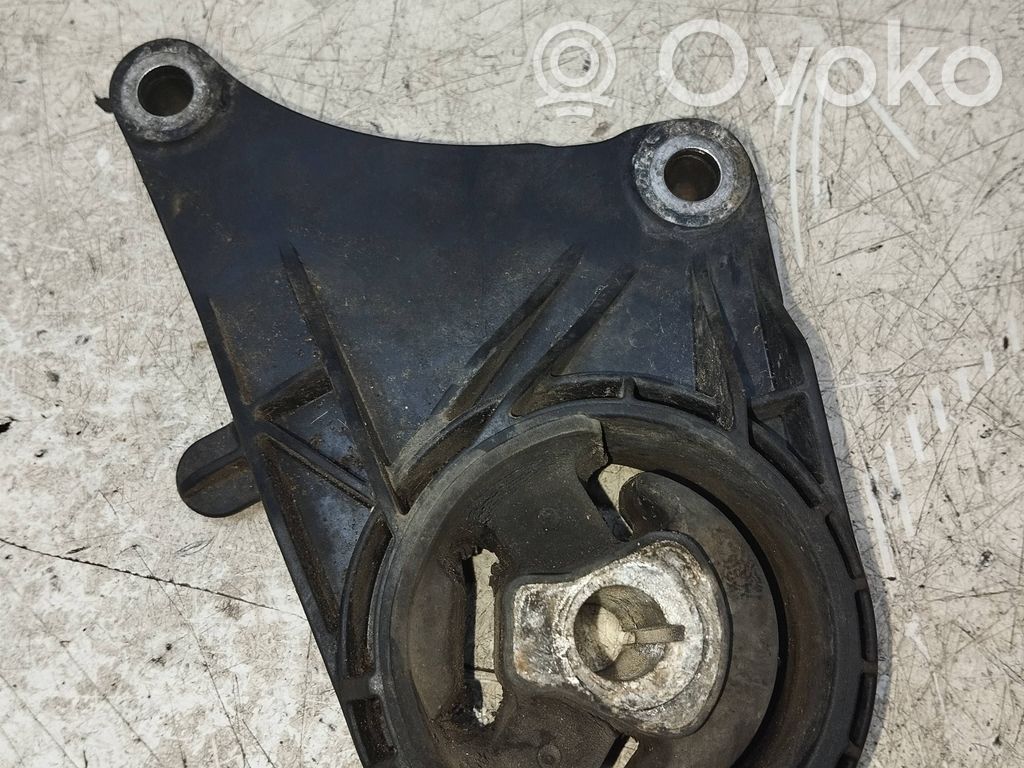 Engine mounting bracket   13227767
