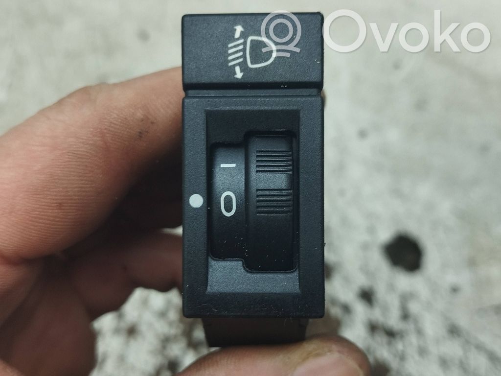 Peugeot 607 Headlight level height control switch 