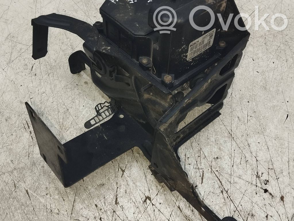 Volkswagen PASSAT B5.5 ABS bloks 