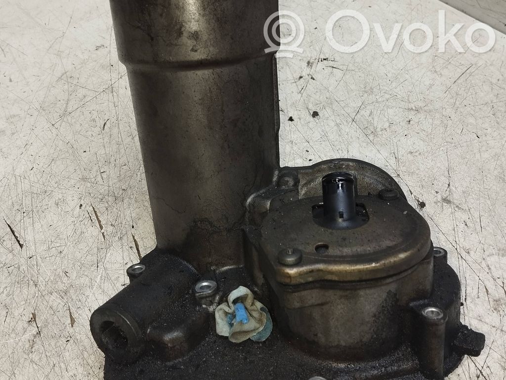 Oil filter mounting bracket   059115405G