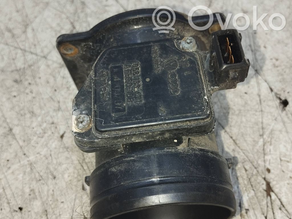 Audi A3 S3 8L Przepływomierz masowy powietrza MAF 