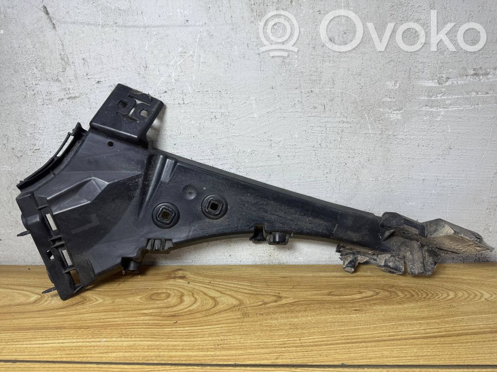 Audi Q7 4L Front bumper mounting bracket 