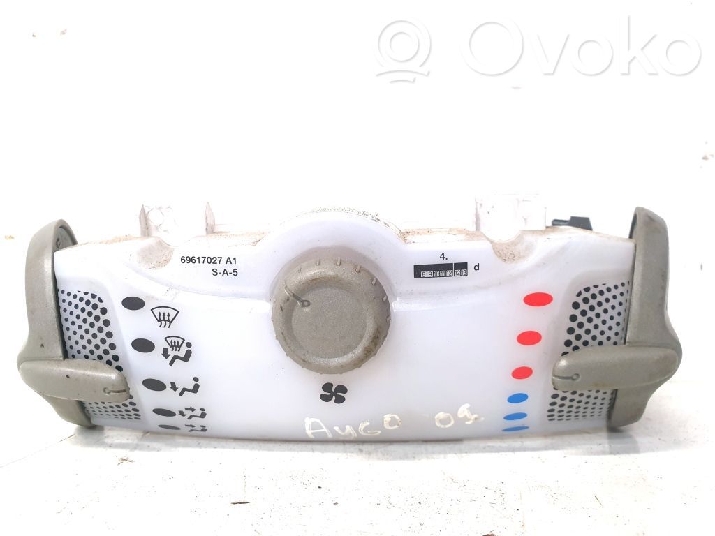 Toyota Aygo AB10 Air conditioner control unit module 
