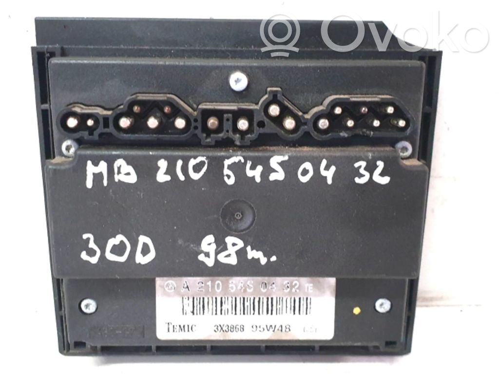 Mercedes-Benz E W210 Mukavuusmoduuli 