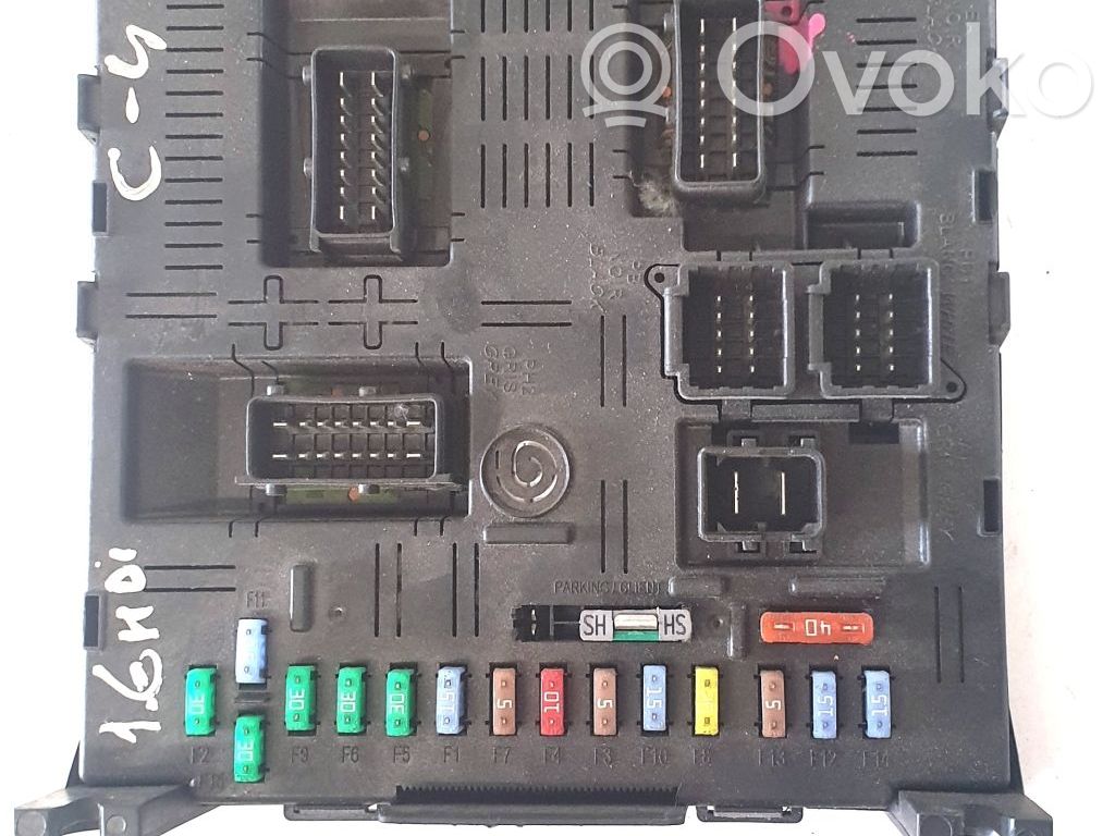 Citroen C4 I Fuse module 