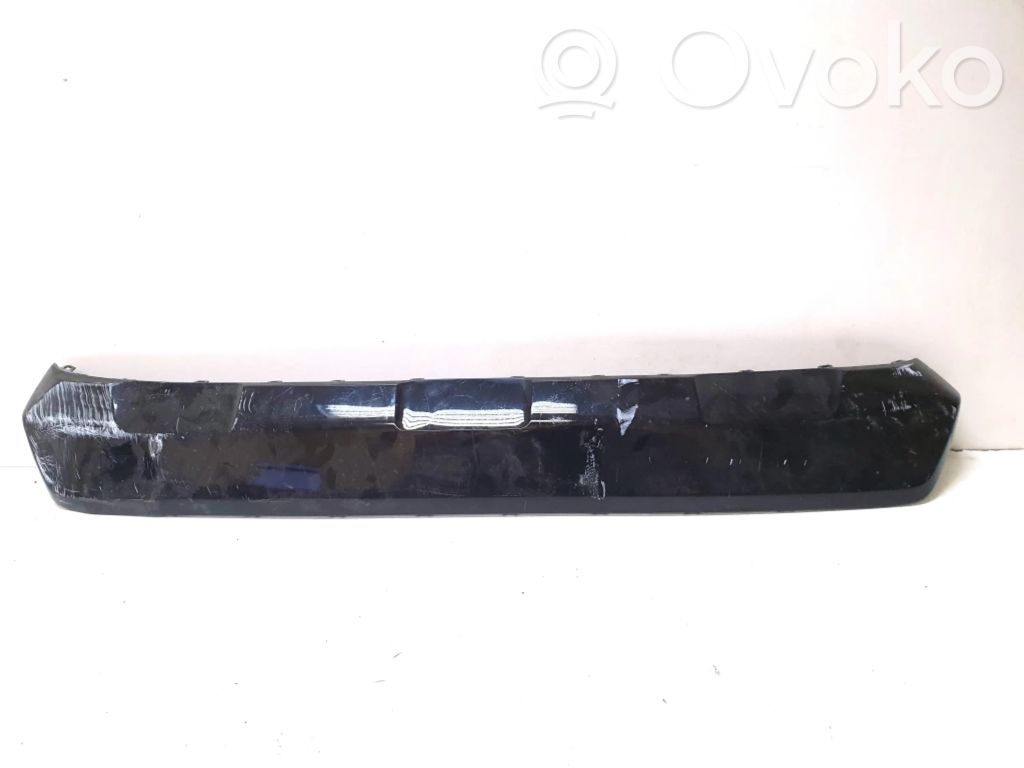 Toyota RAV 4 (XA50) Moldura inferior del parachoques trasero 