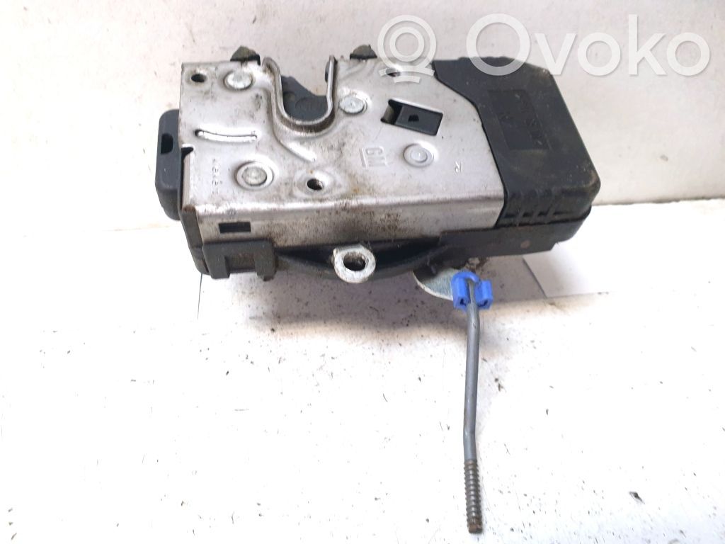 Renault Trafic II (X83) Front door lock 
