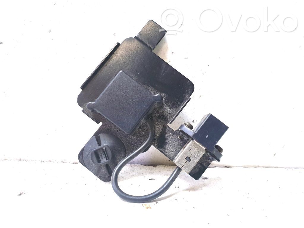 Volvo S60 Antenos stiprintuvas 