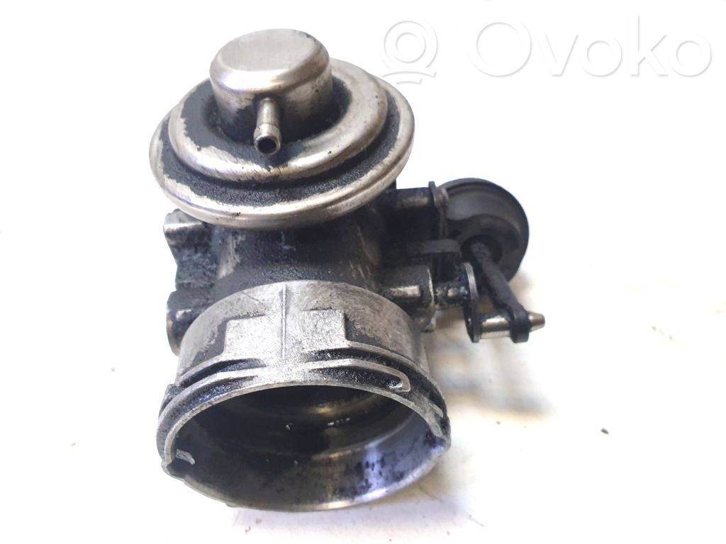 Volkswagen Sharan EGR valve 