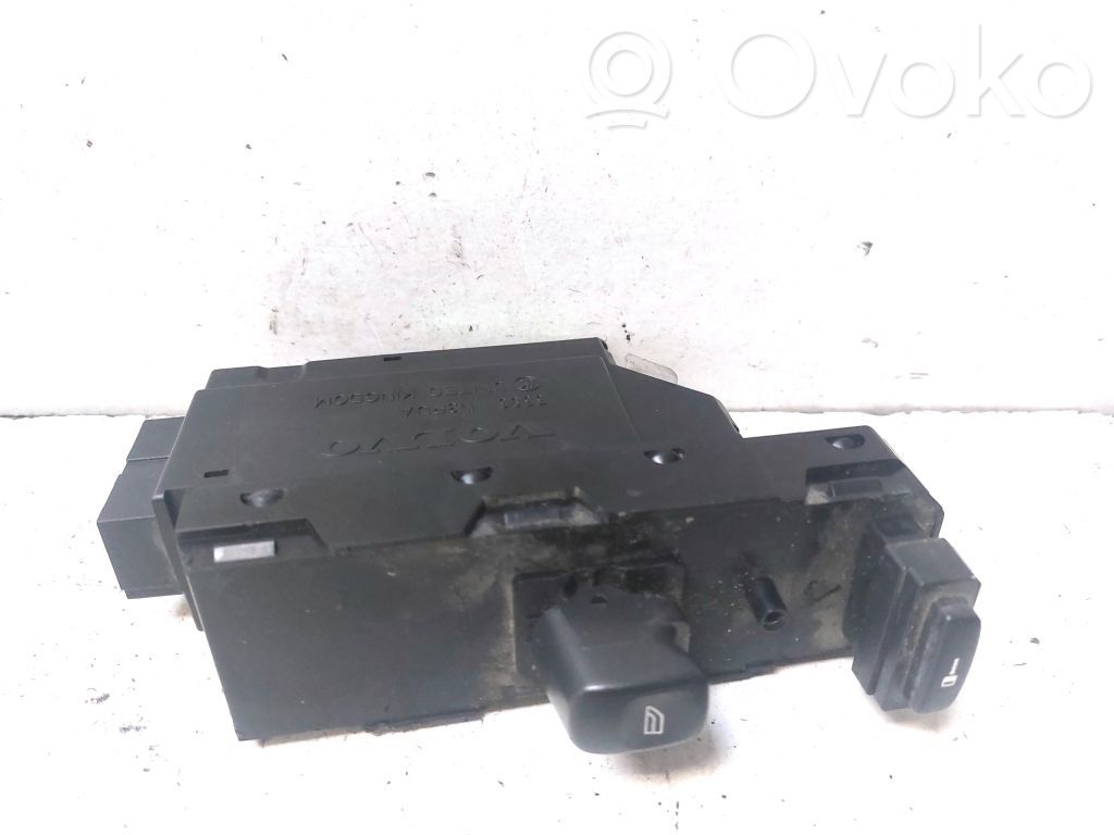 Volvo XC70 Przyciski szyb 